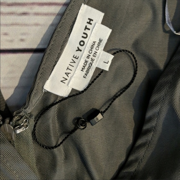 Native youth grey jumpsuit - Picture 4 of 6